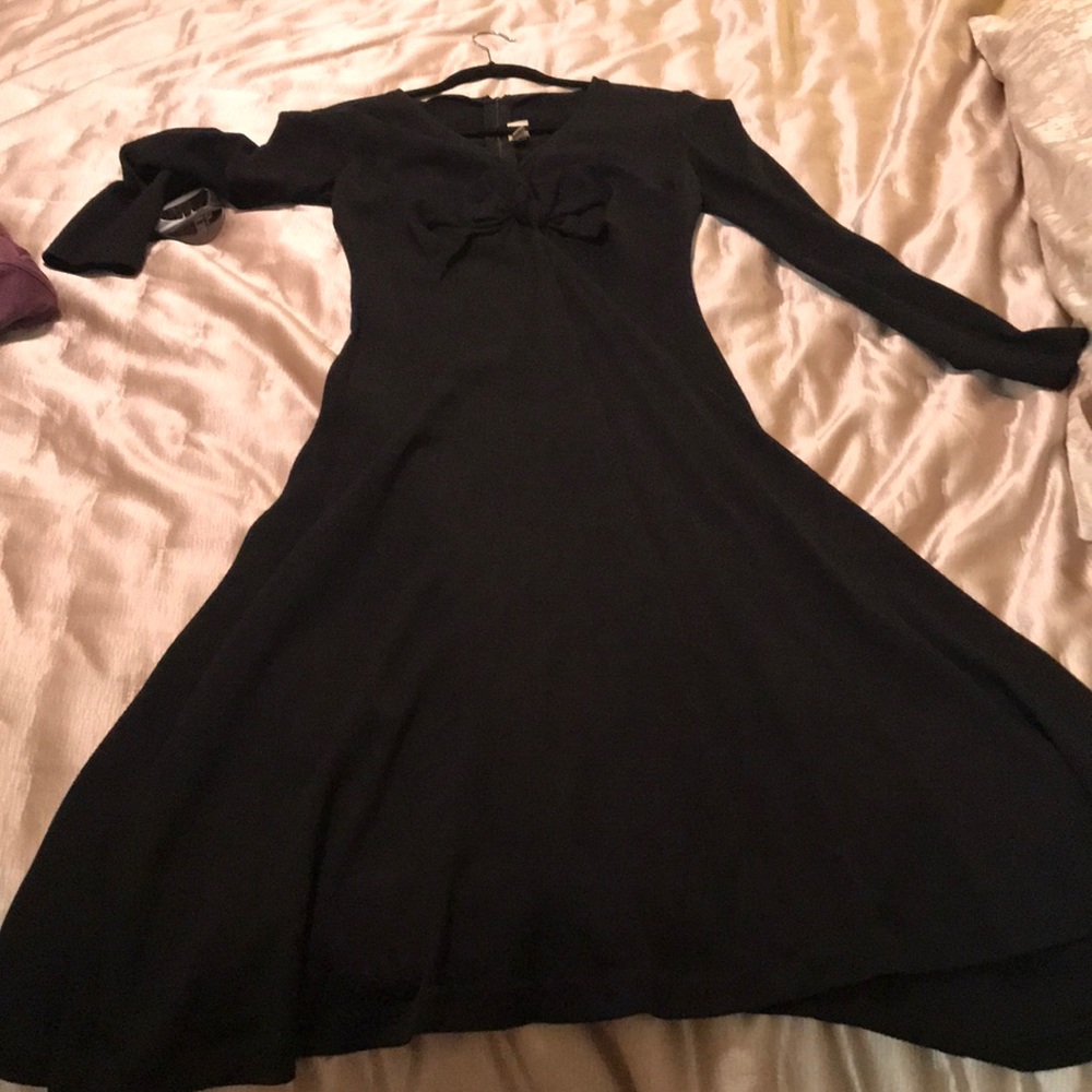 Dress - Picture 2 of 5